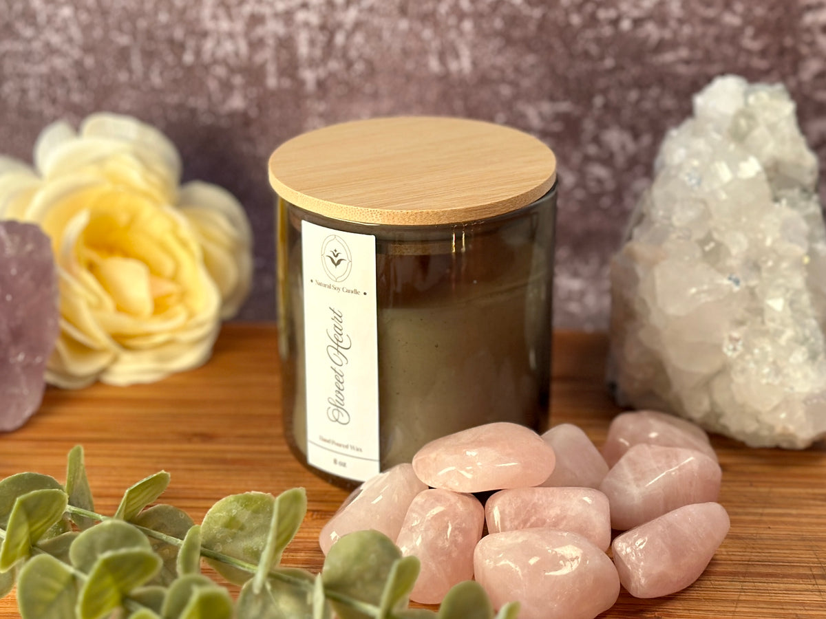 Sweet Heart – Organic Soy Crystal Candle with Rose Quartz | Cassia, Clove & Vanilla