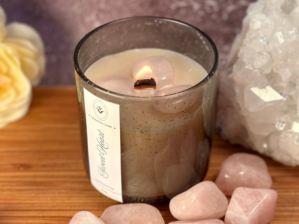 Sweet Heart – Organic Soy Crystal Candle with Rose Quartz | Cassia, Clove & Vanilla